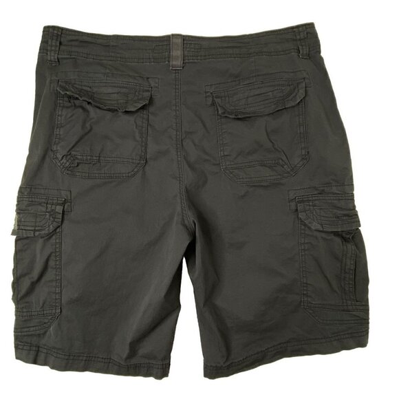 Unionbay Cargo Shorts Mens size 36 Cotton Relaxed Bermuda Pockets Gray - Picture 2 of 8